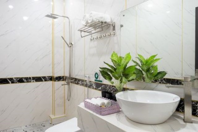 Phòng VIP 4 Người Có Ban Công Hướng Núi